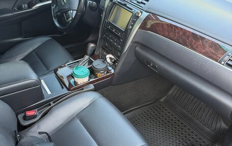Toyota Camry, 2017 год, 2 100 000 рублей, 6 фотография