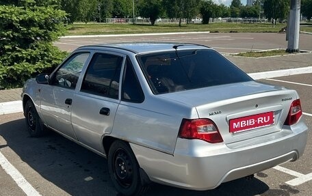 Daewoo Nexia I рестайлинг, 2011 год, 110 000 рублей, 4 фотография