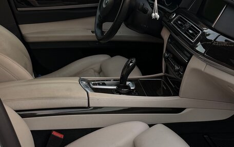 BMW 7 серия, 2014 год, 2 500 000 рублей, 28 фотография