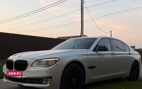 BMW 7 серия, 2014 год, 2 500 000 рублей, 19 фотография