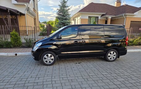 Hyundai Grand Starex Grand Starex I рестайлинг 2, 2014 год, 2 350 000 рублей, 3 фотография