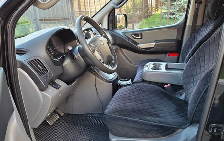 Hyundai Grand Starex Grand Starex I рестайлинг 2, 2014 год, 2 350 000 рублей, 9 фотография