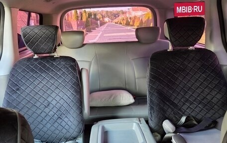 Hyundai Grand Starex Grand Starex I рестайлинг 2, 2014 год, 2 350 000 рублей, 12 фотография