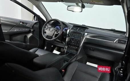 Toyota Camry, 2015 год, 1 915 000 рублей, 6 фотография