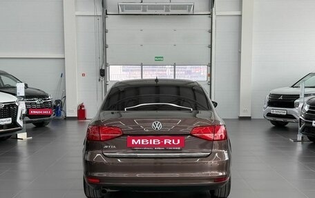 Volkswagen Jetta VI, 2016 год, 1 550 000 рублей, 4 фотография