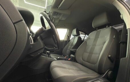 Volkswagen Jetta VI, 2016 год, 1 550 000 рублей, 12 фотография
