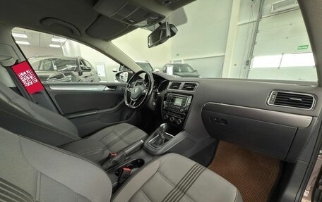 Volkswagen Jetta VI, 2016 год, 1 550 000 рублей, 20 фотография
