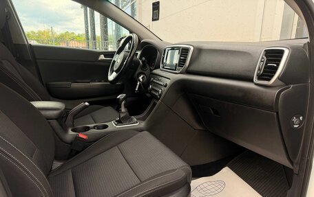 KIA Sportage IV рестайлинг, 2020 год, 1 900 000 рублей, 11 фотография