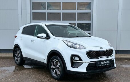 KIA Sportage IV рестайлинг, 2020 год, 1 900 000 рублей, 7 фотография