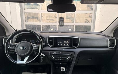 KIA Sportage IV рестайлинг, 2020 год, 1 900 000 рублей, 12 фотография