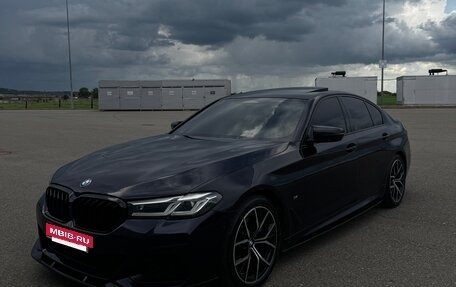 BMW 5 серия, 2021 год, 5 400 000 рублей, 6 фотография