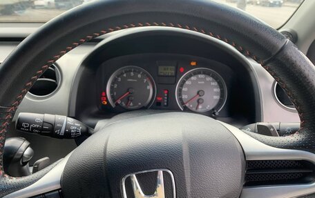 Honda Stream II, 2010 год, 1 020 000 рублей, 13 фотография
