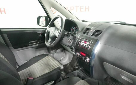 Suzuki SX4 II рестайлинг, 2011 год, 979 000 рублей, 10 фотография