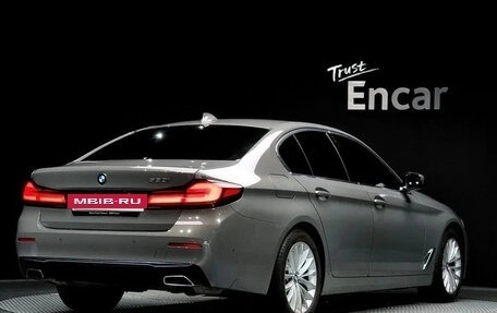 BMW 5 серия, 2022 год, 3 950 000 рублей, 3 фотография