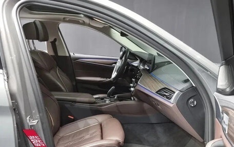 BMW 5 серия, 2022 год, 3 950 000 рублей, 6 фотография