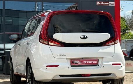 KIA Soul III, 2020 год, 2 093 000 рублей, 10 фотография