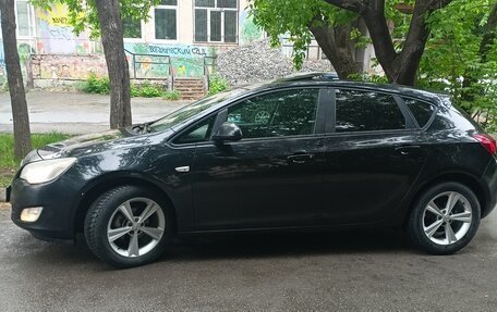 Opel Astra J, 2011 год, 615 000 рублей, 8 фотография