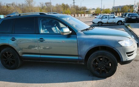 Volkswagen Touareg III, 2005 год, 730 000 рублей, 6 фотография