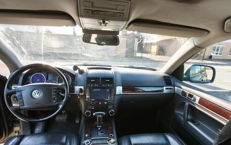 Volkswagen Touareg III, 2005 год, 730 000 рублей, 11 фотография