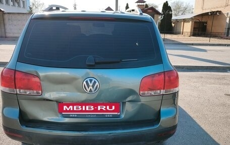 Volkswagen Touareg III, 2005 год, 730 000 рублей, 3 фотография