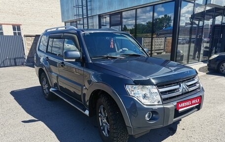 Mitsubishi Pajero IV, 2007 год, 1 450 000 рублей, 2 фотография