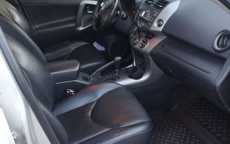 Toyota RAV4, 2006 год, 1 300 000 рублей, 9 фотография