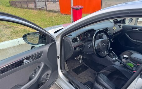 Volkswagen Jetta VI, 2013 год, 1 350 000 рублей, 8 фотография