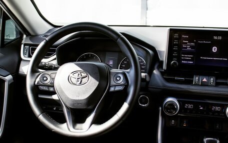 Toyota RAV4, 2020 год, 2 999 000 рублей, 19 фотография
