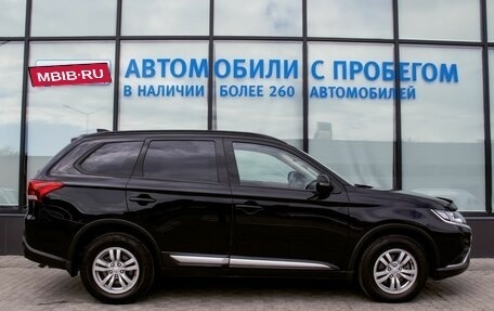 Mitsubishi Outlander III рестайлинг 3, 2021 год, 2 779 000 рублей, 6 фотография