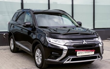 Mitsubishi Outlander III рестайлинг 3, 2021 год, 2 779 000 рублей, 7 фотография
