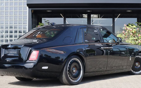 Rolls-Royce Phantom VIII, 2026 год, 73 000 000 рублей, 5 фотография