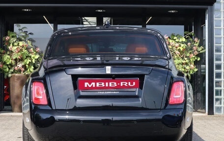 Rolls-Royce Phantom VIII, 2026 год, 73 000 000 рублей, 6 фотография