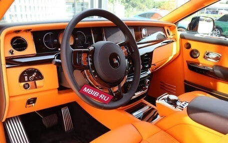 Rolls-Royce Phantom VIII, 2026 год, 73 000 000 рублей, 9 фотография