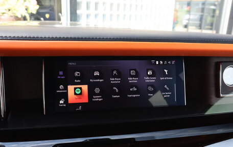 Rolls-Royce Phantom VIII, 2026 год, 73 000 000 рублей, 16 фотография