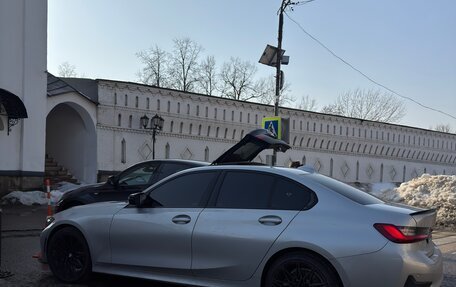 BMW 3 серия, 2019 год, 2 700 000 рублей, 17 фотография