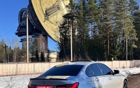 BMW 3 серия, 2019 год, 2 700 000 рублей, 14 фотография
