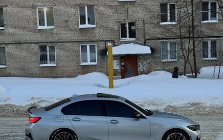 BMW 3 серия, 2019 год, 2 700 000 рублей, 23 фотография