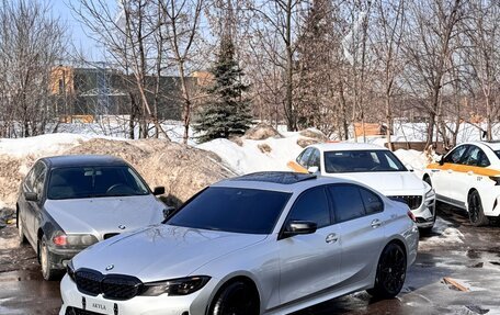 BMW 3 серия, 2019 год, 2 700 000 рублей, 19 фотография
