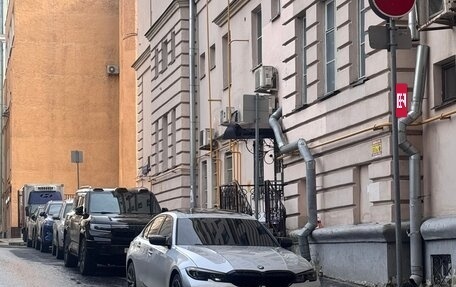 BMW 3 серия, 2019 год, 2 700 000 рублей, 21 фотография