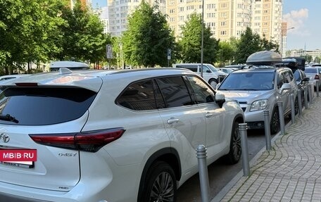 Toyota Highlander, 2025 год, 5 100 000 рублей, 5 фотография