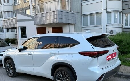 Toyota Highlander, 2025 год, 5 100 000 рублей, 4 фотография