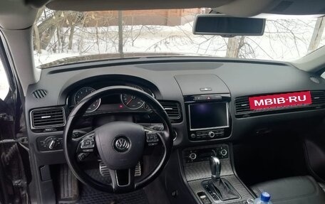 Volkswagen Touareg III, 2010 год, 2 800 000 рублей, 8 фотография