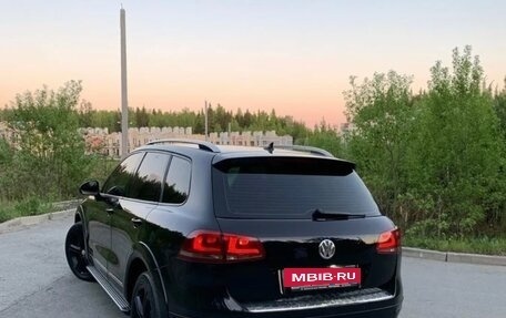 Volkswagen Touareg III, 2010 год, 2 800 000 рублей, 3 фотография