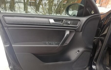 Volkswagen Touareg III, 2010 год, 2 800 000 рублей, 9 фотография