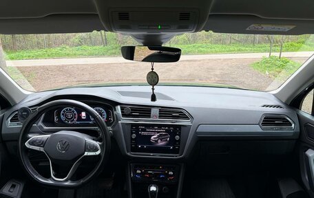 Volkswagen Tiguan II, 2021 год, 3 950 000 рублей, 8 фотография