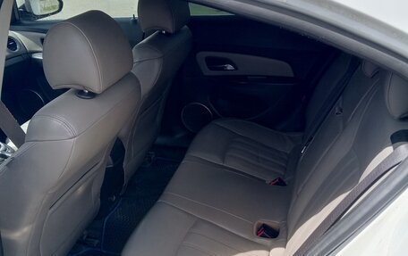 Chevrolet Cruze II, 2013 год, 600 000 рублей, 4 фотография