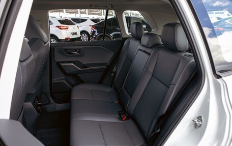 Toyota RAV4, 2025 год, 4 295 000 рублей, 17 фотография