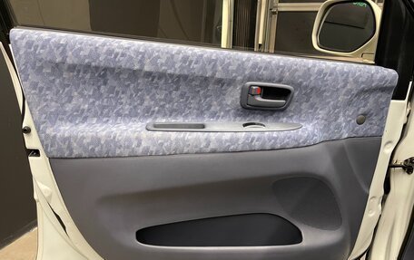 Toyota Ipsum II, 1999 год, 550 000 рублей, 15 фотография