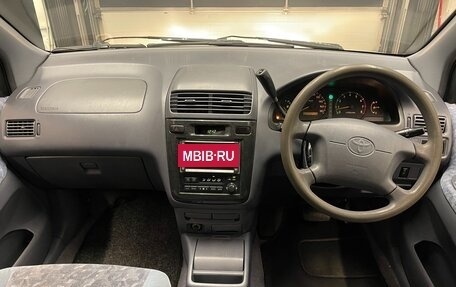 Toyota Ipsum II, 1999 год, 550 000 рублей, 10 фотография