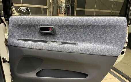 Toyota Ipsum II, 1999 год, 550 000 рублей, 19 фотография